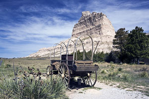 pioneer wagon on the Oregon Trail, Nebraska, USA